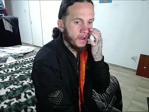 Snapshot of raggaman_ chatting on 03/03/26, 02:50 raggaman online show from 03/03/26, 02:50