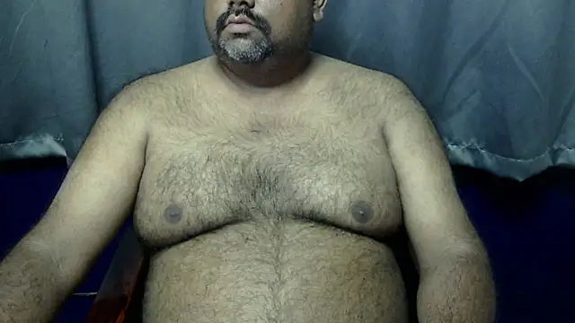 hairysubcub 70 online show from 10/31/25, 03:51