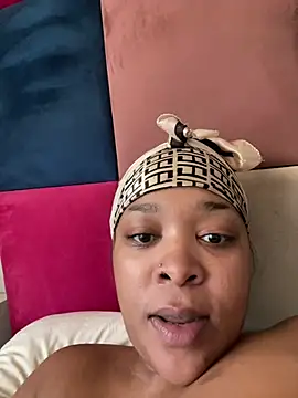 sexyTHANDO online show from 05/16/26, 05:26