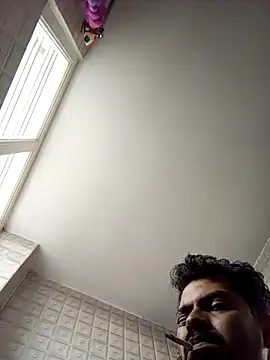 arhan3043 online show from 10/23/25, 11:09