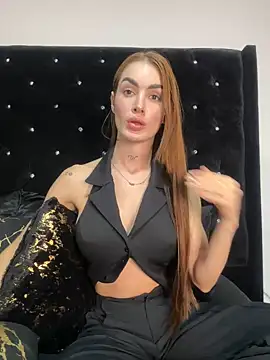 SofiaCarter online show from 12/16/24, 12:26