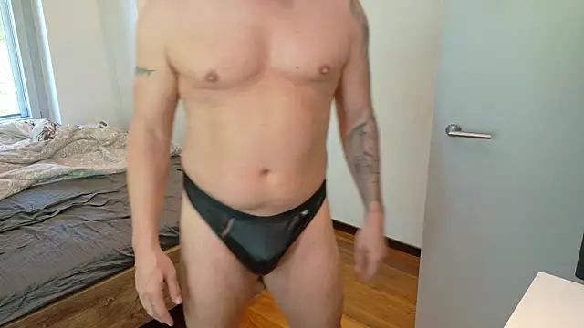 SextoyBoy89 online show from 05/29/26, 11:30