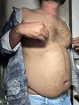 Snapshot of Spicy_aryan chatting on 01/07/25, 01:14 Spicy aryan online show from 01/07/25, 01:14