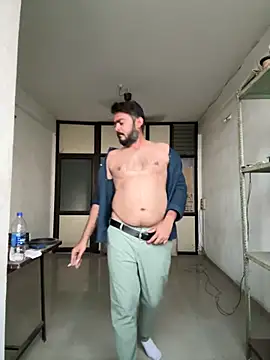 Snapshot of Spicy_aryan chatting on 03/19/25, 01:07 Spicy aryan online show from 03/19/25, 01:07