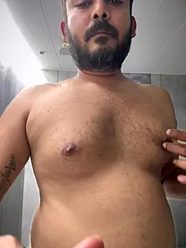 Spicy aryan online show from 10/15/25, 12:49