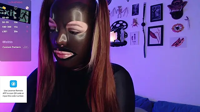 auroralatexprincess online show from 10/01/25, 06:47