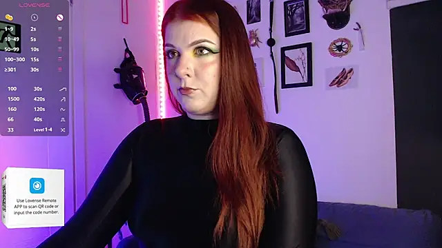 auroralatexprincess online show from 10/16/25, 06:42