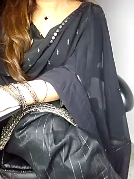 Snapshot of aliyaah_singh chatting on 01/14/25, 09:09 aliyaah singh online show from 01/14/25, 09:09