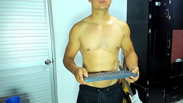 VincentSavage online show from 04/12/26, 08:58