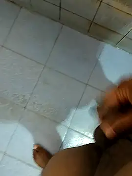 dinesh682 online show from 11/14/25, 07:56