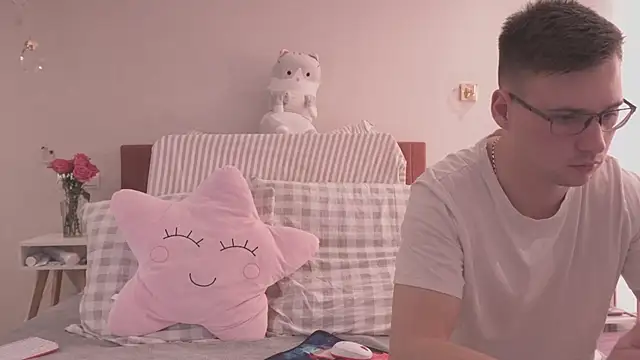 FluffyHat online show from 01/29/25, 07:36