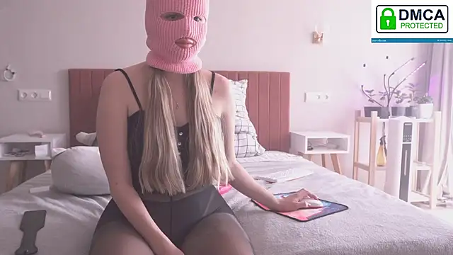 FluffyHat online show from 03/03/25, 09:00