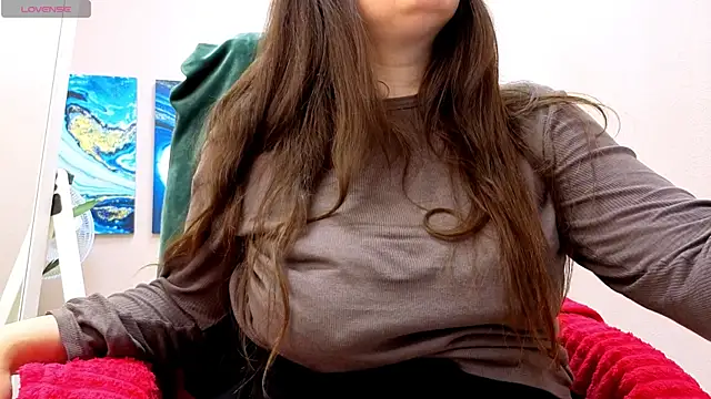 Snapshot of BattyMoll chatting on 11/05/25, 03:45 BattyMoll online show from 11/05/25, 03:45