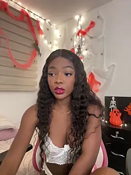 Snapshot of Vane_Rossee chatting on 10/07/25, 11:57 Vane Rossee online show from 10/07/25, 11:57