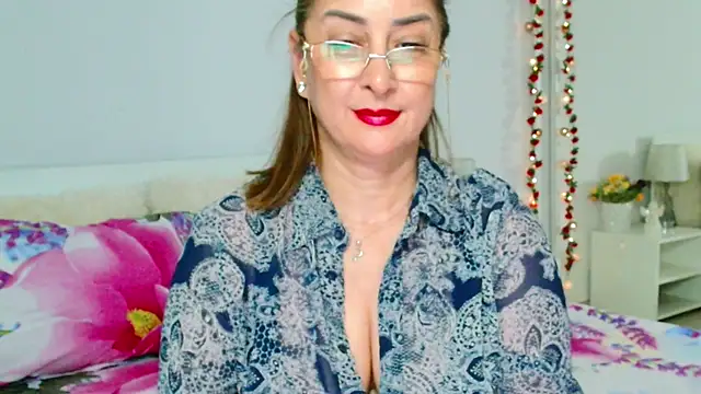 Tyana40 online show from 05/15/26, 11:01