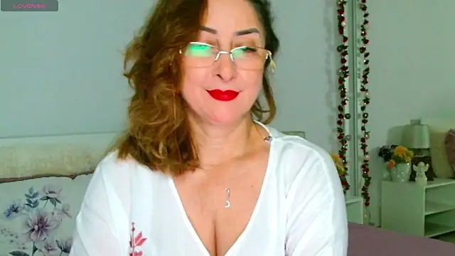 Snapshot of Tyana40 chatting on 07/20/26, 01:20 Tyana40 online show from 07/20/26, 01:20