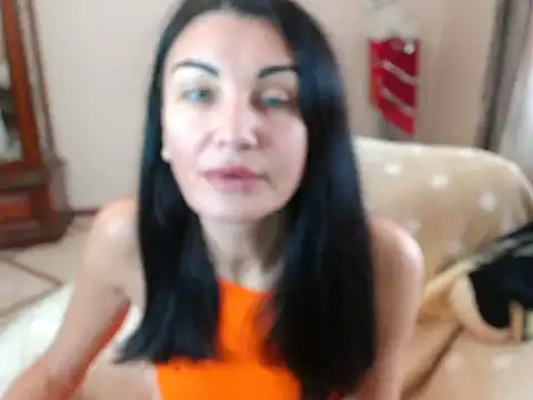 Snapshot of Karina8571 chatting on 11/16/25, 10:10 Karina8571 online show from 11/16/25, 10:10