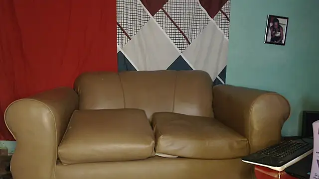 Tirichexxx online show from 01/12/25, 05:33