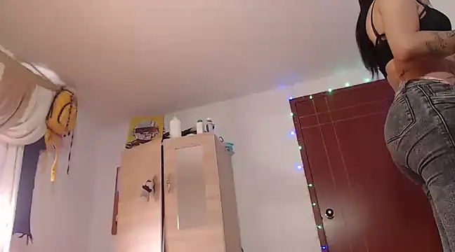 MARIANAWEED online show from 02/16/25, 04:21