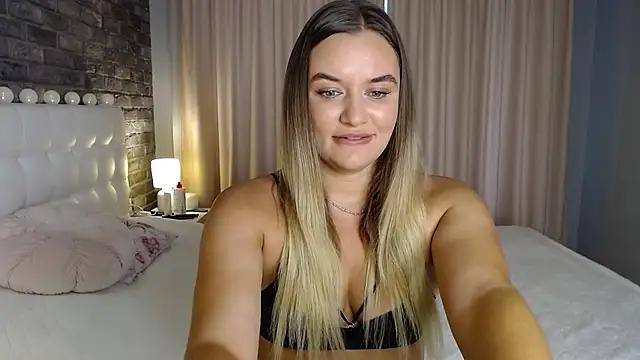 starrydoll online show from 10/06/25, 09:07