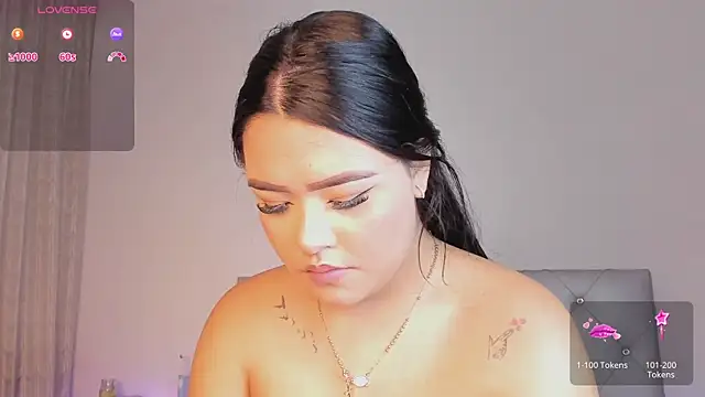 sophy champagne online show from 02/18/25, 02:16