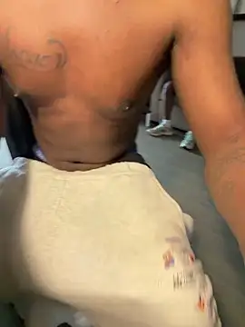 Snapshot of btmhotfun4 chatting on 04/05/26, 09:01 btmhotfun4 online show from 04/05/26, 09:01