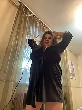 Snapshot of Sara_Slow chatting on 02/11/25, 02:13 Sara Slow online show from 02/11/25, 02:13