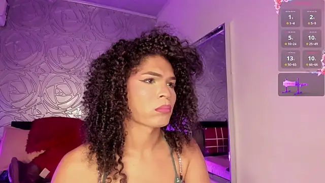 vennus1  online show from 12/23/25, 04:54