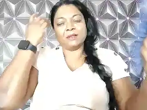 IndianDelia online show from 04/01/26, 05:41