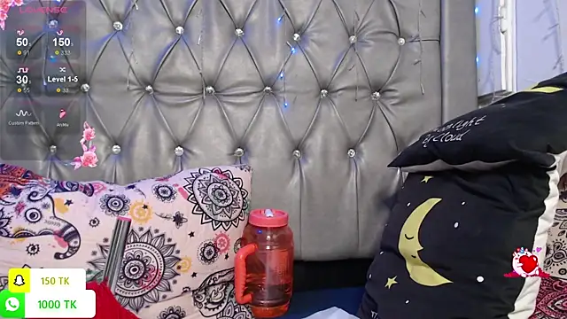 LAILAGUMMY online show from 09/25/25, 11:03