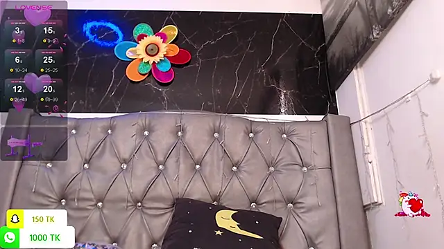 LAILAGUMMY online show from 12/16/25, 02:11