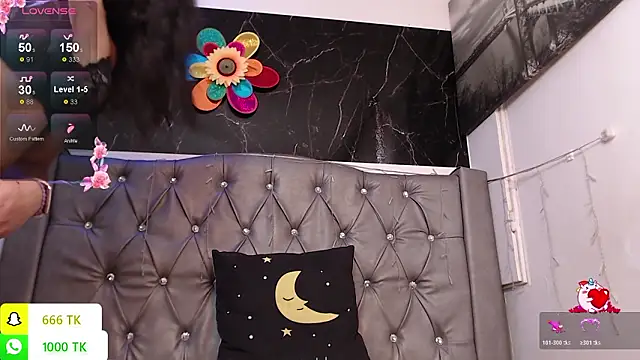 LAILAGUMMY online show from 02/02/26, 02:27