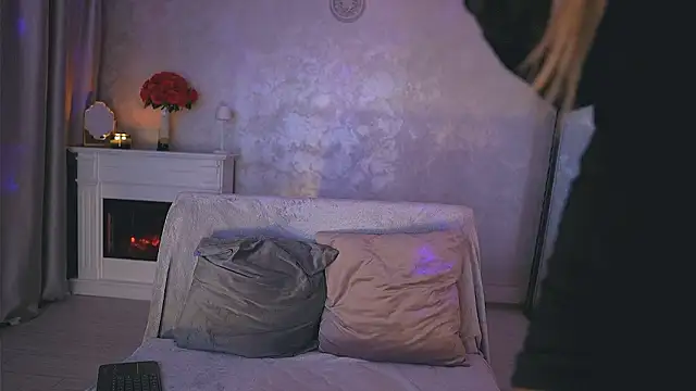 Michelle90u online show from 03/11/26, 08:48