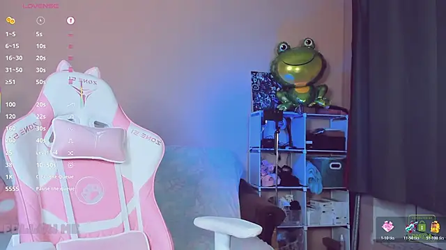 Snapshot of AmyRose6969 chatting on 11/30/25, 05:06 AmyRose6969 online show from 11/30/25, 05:06