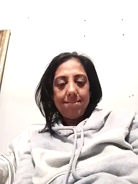 Mahi4luv online show from 09/30/25, 11:54