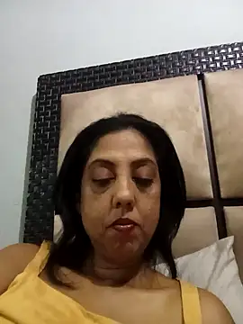 Mahi4luv online show from 04/04/26, 09:01