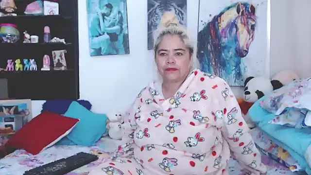 estrellita fugaz16x online show from 02/01/25, 12:26