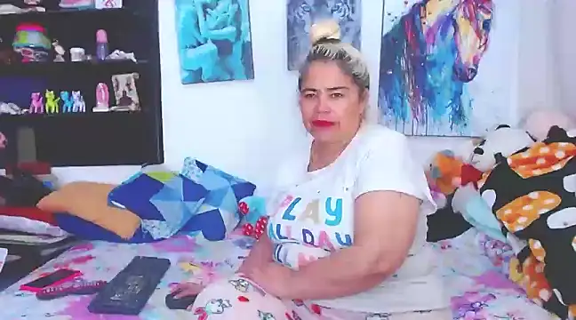 estrellita fugaz16x online show from 03/05/25, 02:14