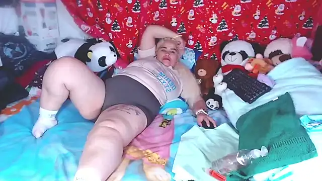 estrellita fugaz16x online show from 03/15/26, 03:56