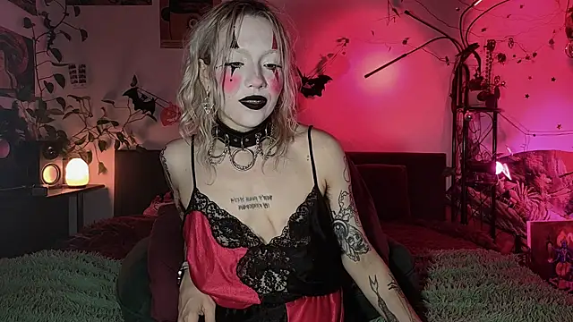 olivecum online show from 10/25/25, 01:29