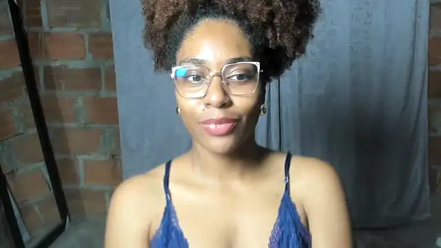 thaimy  online show from 05/28/26, 02:31