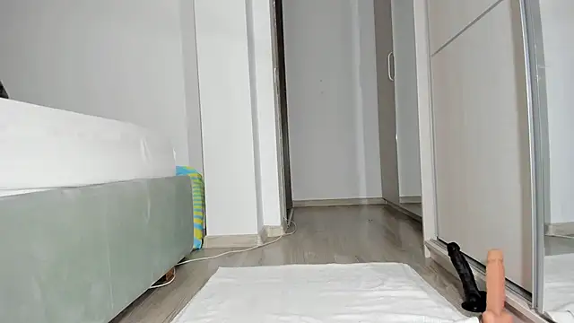 AnneQueen online show from 10/08/25, 08:12