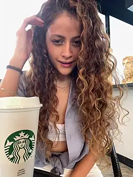 alana15 online show from 02/04/25, 09:31