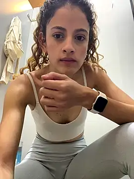 alana15 online show from 10/19/25, 01:45