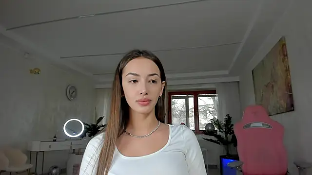 TiffanyHouston  online show from 02/15/25, 07:38