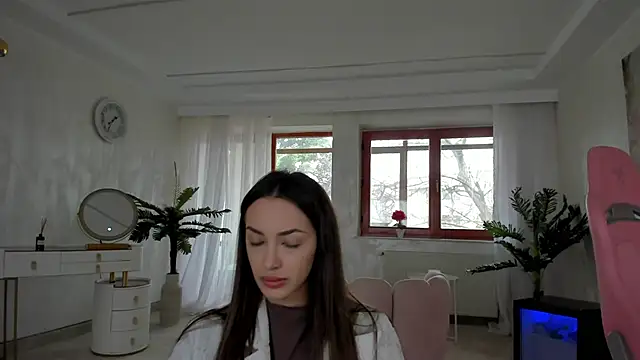 TiffanyHouston  online show from 03/17/25, 07:57