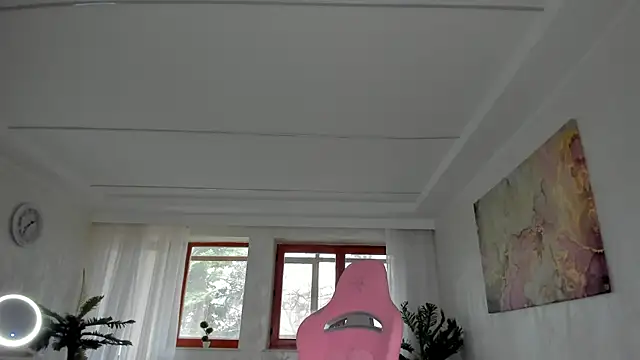 TiffanyHouston  online show from 03/17/25, 02:01