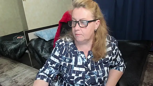 Frau Marta online show from 04/24/26, 01:46