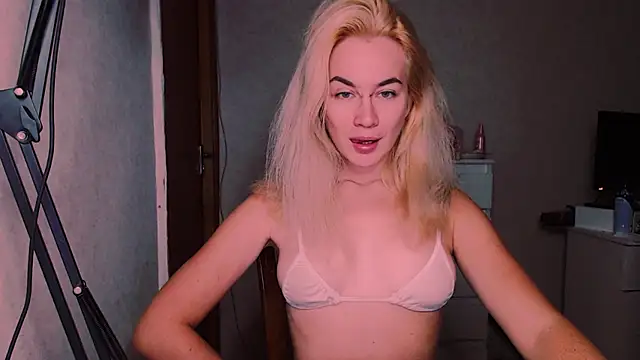 xxxcharismaaa online show from 10/02/25, 06:04