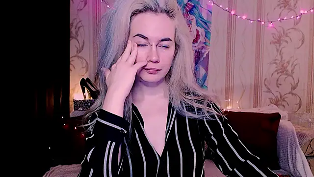 xxxcharismaaa online show from 03/06/26, 12:18